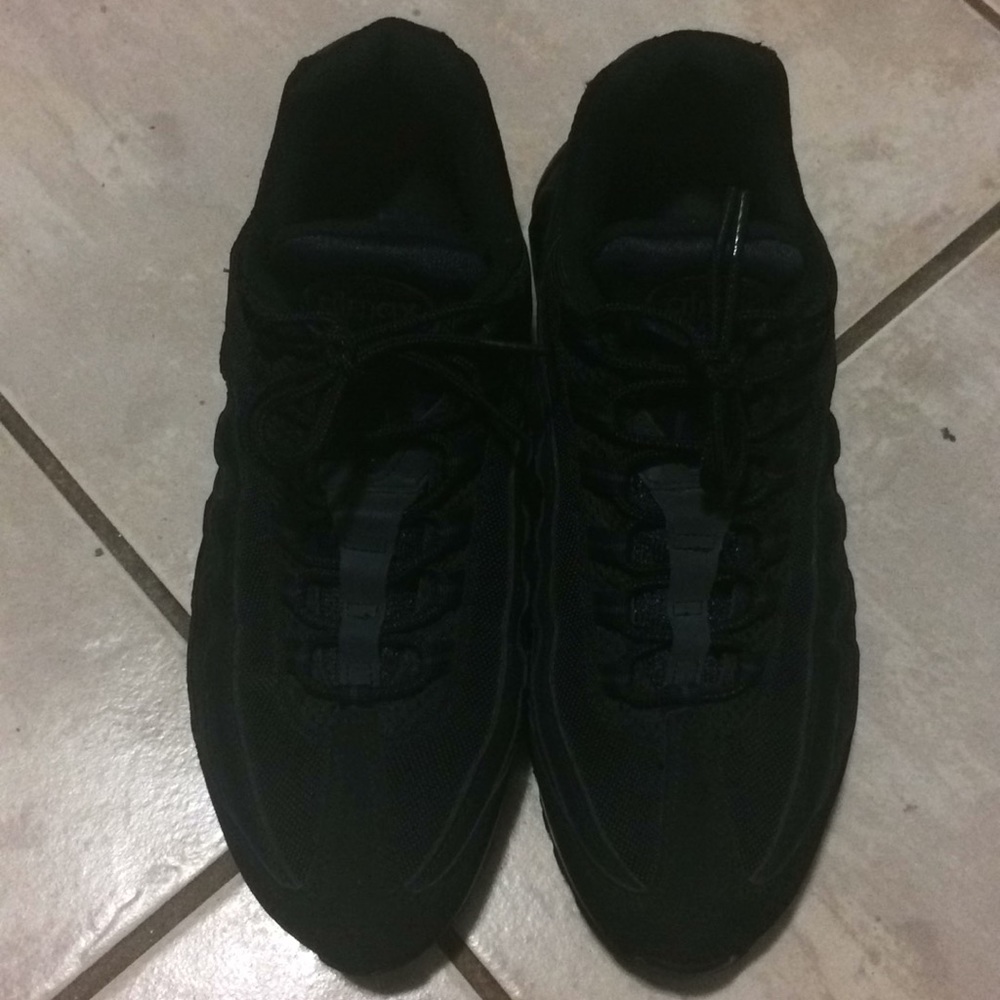 MENS NIKE AIR MAX 95 SHOES